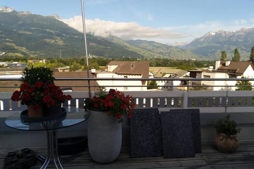 Penthouse In Schaan Lejlighed Eksteriør billede